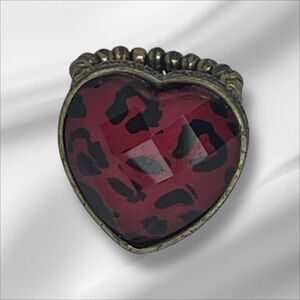 Vintage Heart Stretch Ring Gold Tone Elegant Animal Print Fashion Intricate VTG